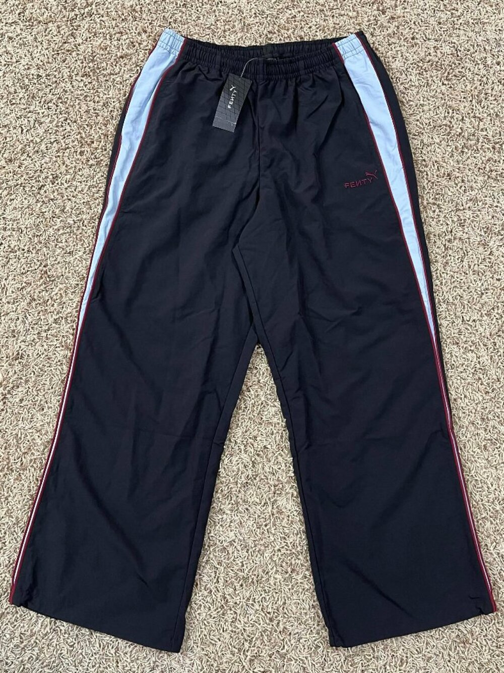 PUMA x Fenty Relaxed Nylon Track Pants Joggers, Women’s Size Large (New)